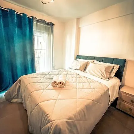 Escala Luxury Loft 3 In The Center & Free Parking Apartment Volos Exterior photo
